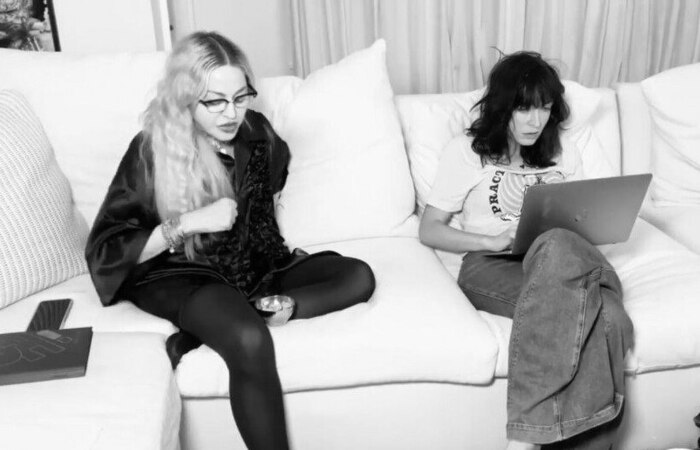 Em vídeo publicado no Instagram, a cantora pop aparece conversando com a roteirista Diablo Cody. (Foto: Instagram/Reprodução) Em vídeo publicado no Instagram, a cantora pop aparece conversando com a roteirista Diablo Cody. (Foto: Instagram/Reprodução)