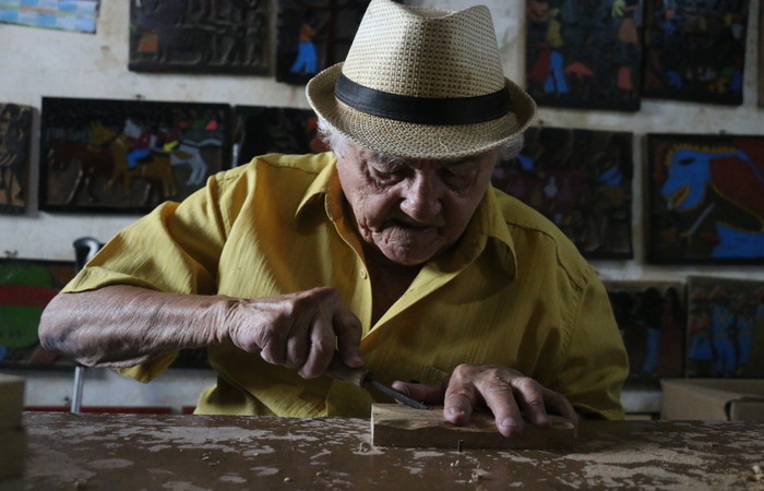 O convidado é o xilogravurista José Francisco Borges nesta quinta-feira a partir das 17h (Gabriel Melo Arq DP) O convidado é o xilogravurista José Francisco Borges nesta quinta-feira a partir das 17h (Gabriel Melo Arq DP)