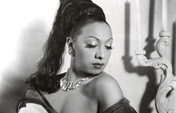 Josephine Baker fez shows no Recife em 16 e 17 de agosto de 1952, quando tinha 46 anos (Foto: Reproduo da Internet)