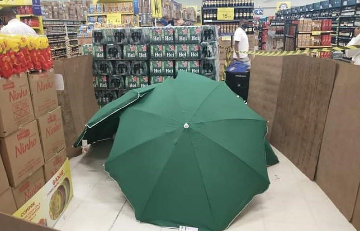 Caso aconteceu em 14 de agosto, no Carrefour da Torre, Zona Norte do Recife. (Foto: Reproduo/Facebook.)