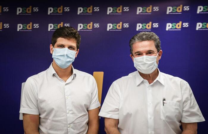 (João Campos e André de Paula confirmaram a aliança nesta sexta-feira. Foto: Rodolfo Loepert/Divulgação) (João Campos e André de Paula confirmaram a aliança nesta sexta-feira. Foto: Rodolfo Loepert/Divulgação)
