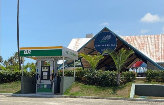 A explosão ocorreu na MF Marina Clube, que fechou após o ocorrido (Foto: Reprodução / Instagram) A explosão ocorreu na MF Marina Clube, que fechou após o ocorrido (Foto: Reprodução / Instagram)