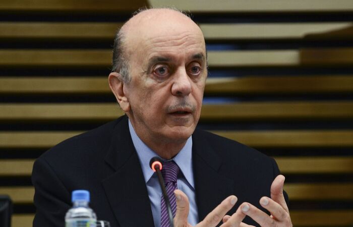 Senador é investigado por caixa 2 nas eleições de 2014 (Foto: Rovena Rosa/Agência Brasil ) Senador é investigado por caixa 2 nas eleições de 2014 (Foto: Rovena Rosa/Agência Brasil )