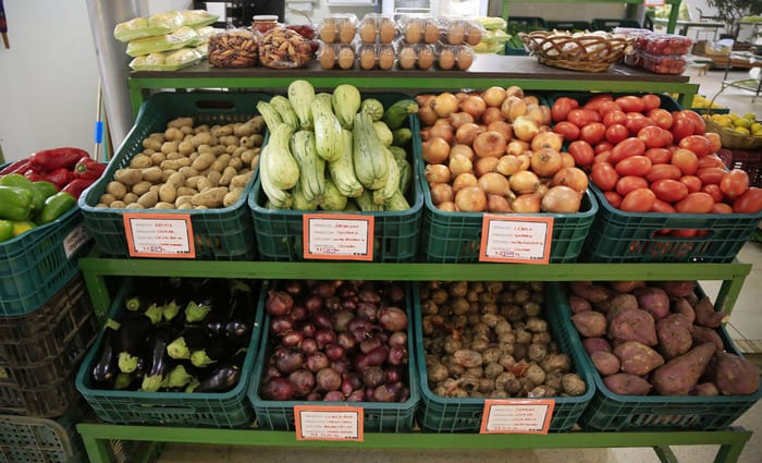 Quilo da cebola e da batata inglesa tiveram variações altas. (Foto: Luiz Costa/SMCS/Divulgação) Quilo da cebola e da batata inglesa tiveram variações altas. (Foto: Luiz Costa/SMCS/Divulgação)