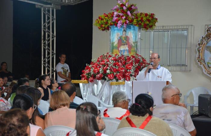 Imagem de arquivo da ltima festa de So Miguel na parquia de Ipojuca.  (Foto:Arquivo/ Divulgao)