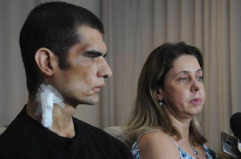 De acordo com o boletim médico do hospital, a cirurgia foi um sucesso e o casal passa bem (Foto: Túlio Santos/EM/D.A Press) De acordo com o boletim médico do hospital, a cirurgia foi um sucesso e o casal passa bem (Foto: Túlio Santos/EM/D.A Press)