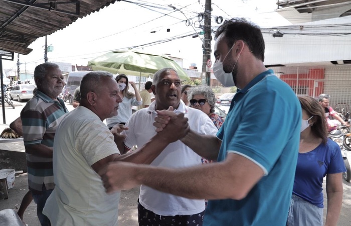  (O candidato pensou na proposta depois de ouvir as demandas na populao para rea da sade. Foto: Costa Neto/Divulgao)