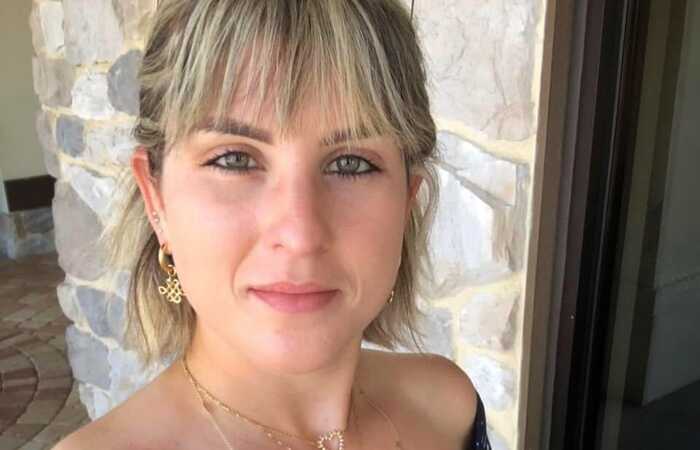 Sarí Corte Real e o marido, Sérgio Hacker, mantinham empregadas domésticas com vínculo trabalhista relacionado à Prefeitura de Tamandaré (Foto: Reprodução/Redes sociais ) Sarí Corte Real e o marido, Sérgio Hacker, mantinham empregadas domésticas com vínculo trabalhista relacionado à Prefeitura de Tamandaré (Foto: Reprodução/Redes sociais )