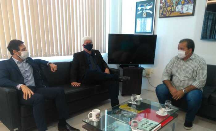 O encontro aconteceu na sede da Secretaria de Defesa Social (SDS), no bairro de Santo Amaro, área central do Recife. Foto: Divulgação (Foto: Divulgação) O encontro aconteceu na sede da Secretaria de Defesa Social (SDS), no bairro de Santo Amaro, área central do Recife. Foto: Divulgação (Foto: Divulgação)
