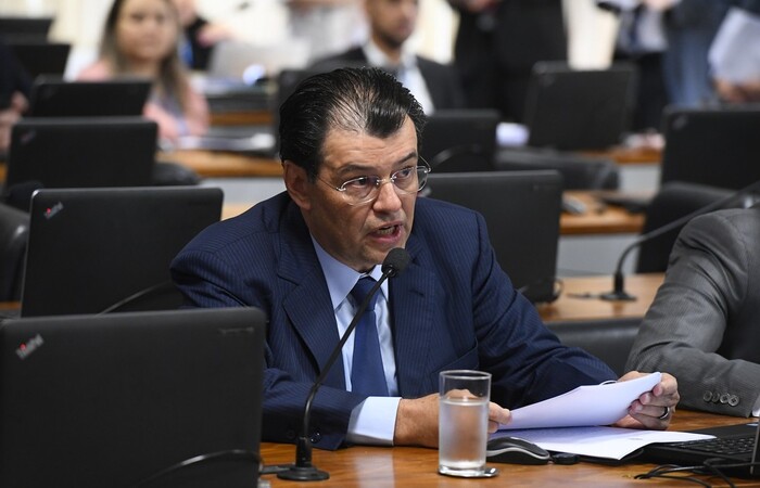 Eduardo Braga (MDB) é alvo de dois processos que podem cair nas mãos de Kassio Nunes no STF (Foto: Marcos Oliveira/Agência Senado) Eduardo Braga (MDB) é alvo de dois processos que podem cair nas mãos de Kassio Nunes no STF (Foto: Marcos Oliveira/Agência Senado)