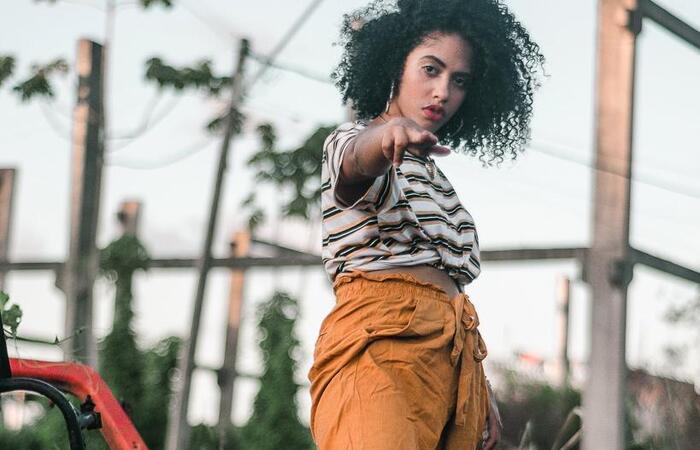 A rapper Nagô apresenta o projeto musical O medo é ilusório (Foto: Divulgação) A rapper Nagô apresenta o projeto musical O medo é ilusório (Foto: Divulgação)