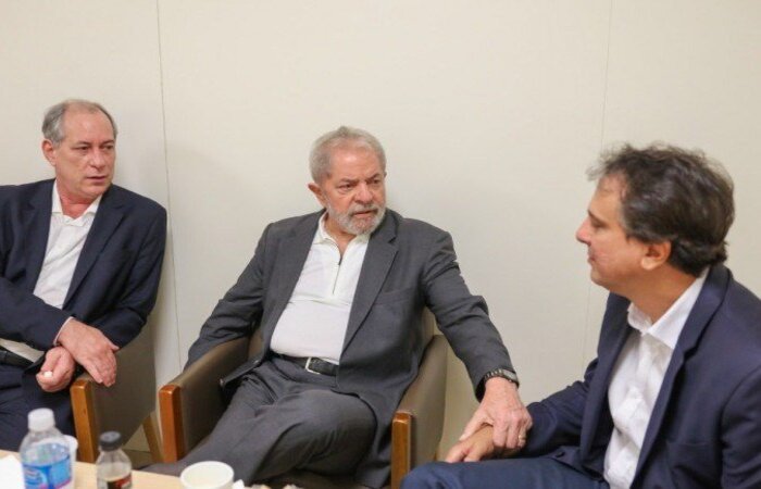 Eles selaram as pazes após dois anos rompidos por causa das eleições de 2018 (Foto: Ricardo Stuckert/Instituto Lula - 03/02/2017) Eles selaram as pazes após dois anos rompidos por causa das eleições de 2018 (Foto: Ricardo Stuckert/Instituto Lula - 03/02/2017)
