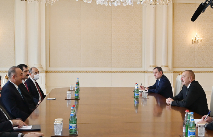 (Foto: AFP / Imprensa do Presidente do Azerbaijan / Handout) (Foto: AFP / Imprensa do Presidente do Azerbaijan / Handout)