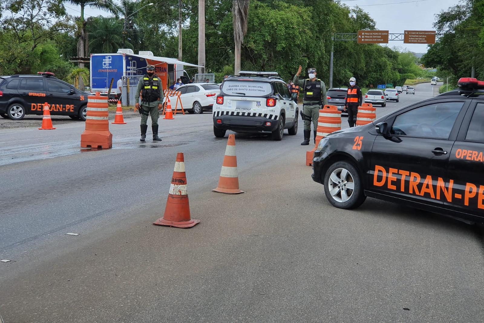 Aes preventivas no Litoral Norte e Sul feitas pelo Detran (Detran-PE/Divulgao)