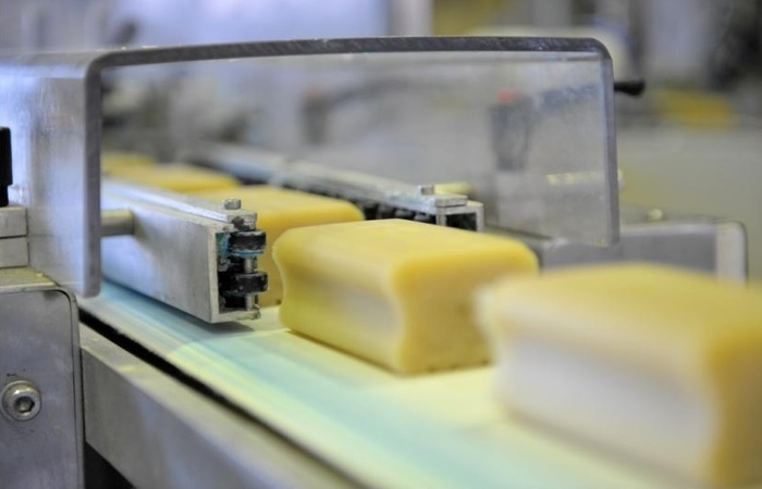 Indústria de produtos de higiene pessoal, considerados essenciais durante a pandemia, cresceu 7,4% no acumulado do ano. (Foto: Asa/Divulgação) Indústria de produtos de higiene pessoal, considerados essenciais durante a pandemia, cresceu 7,4% no acumulado do ano. (Foto: Asa/Divulgação)
