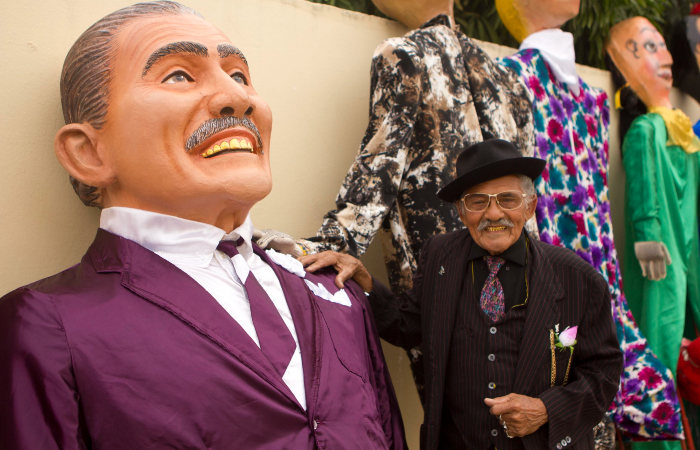 Mestre Jaime ficou conhecido por montar bonecos gigantes para o carnaval de Salgueiro (Foto: Ricardo Moura/Secult-PE)