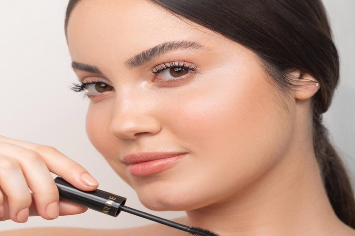 Karine Filizola, que soma mais de 159 mil seguidores, lançou linha de produtos de beleza. (Foto: Divulgação) Karine Filizola, que soma mais de 159 mil seguidores, lançou linha de produtos de beleza. (Foto: Divulgação)