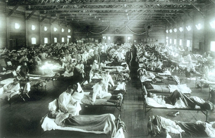 Foto: U.S Army/Reproduo (Hospital militar de Emergncia, no Kansas, Estados Unidos, durante uma pandemia de gripe espanhola.)