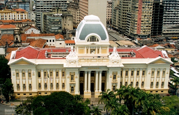 TJPE decide por expediente regular nos dias de carnaval | Local: Diario de Pernambuco