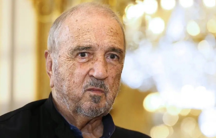 Morto aos 89 anos, Jean-Claude Carrière deixou legado de mais de 80 livros (Foto: Patrick Kovarik/Divulgação) Morto aos 89 anos, Jean-Claude Carrière deixou legado de mais de 80 livros (Foto: Patrick Kovarik/Divulgação)