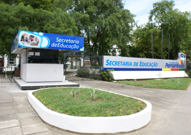 Secretaria de Educação de Pernambuco oferece mais de 3,5 mil vagas para cursos de idiomas | Local: Diario de Pernambuco