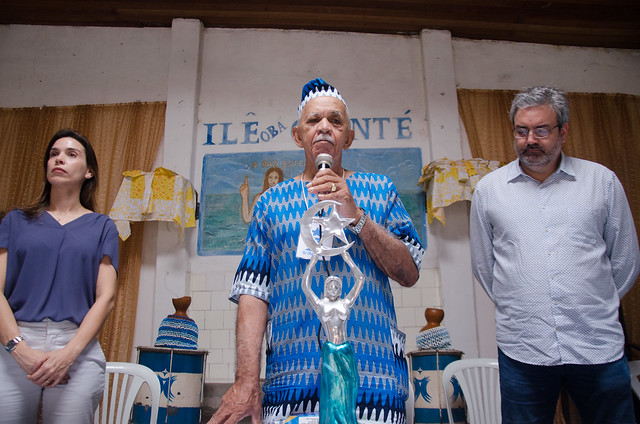 Renata Borba, Manoel Papai (babalorix do Stio do Pai Ado) e Gilberto Freyre Neto em 2019 (Foto: Jan Ribeiro/Secult-PE/Fundarpe)