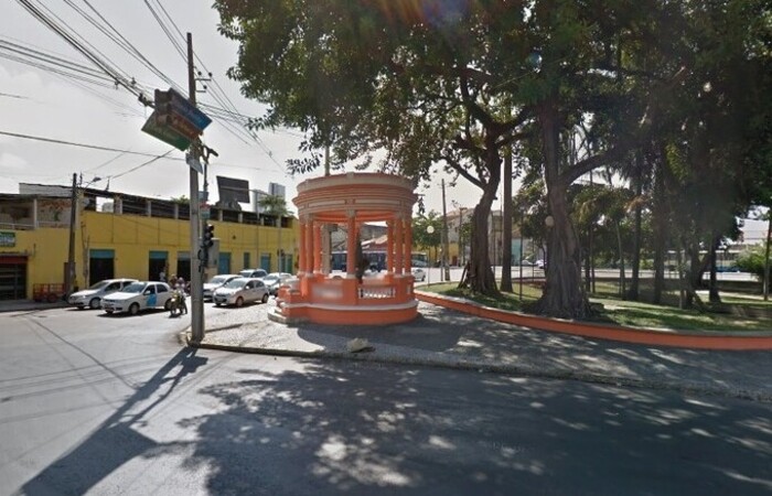 Praa Srgio Loreto, no bairro de So Jos, no Recife (Foto: Reproduo/Google Street View)