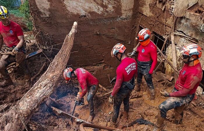(Foto: Divulgação/Corpo de Bombeiros de Minas Gerais) (Foto: Divulgação/Corpo de Bombeiros de Minas Gerais)