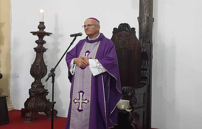 Dom Fernando Saburido se recupera da Covid-19 e volta à ativa | Local:  Diario de Pernambuco