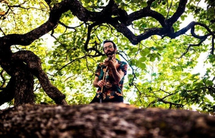 'O pequeno cidado do mundo' conta histria de um menino que v a vida transformada pelo Cerrado
 (Foto: Davi Mello/Divulgao)