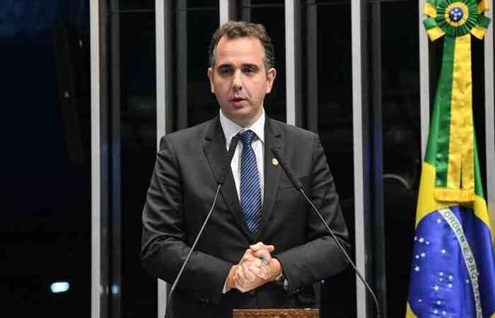 Presidente do Senado afirmou que o objetivo do grupo que une os três Poderes é firmar um pacto nacional em torno do enfrentamento da crise sanitária
(Foto: Divulgação/Agência Senado ) Presidente do Senado afirmou que o objetivo do grupo que une os três Poderes é firmar um pacto nacional em torno do enfrentamento da crise sanitária
(Foto: Divulgação/Agência Senado )