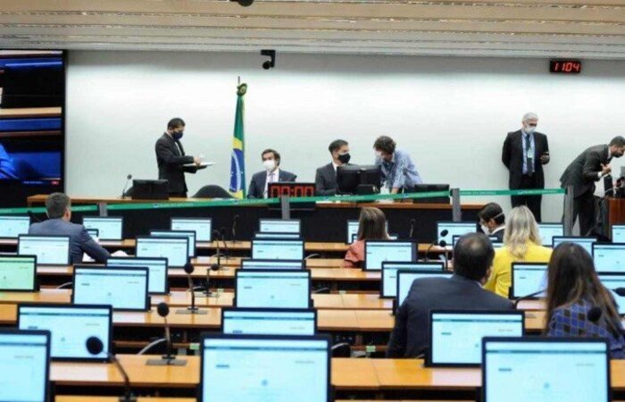 Presidente do Congresso Nacional, Rodrigo Pacheco (DEM-MG), pretende votar o orçamento de 2021 na quinta (25). O texto, sob relatoria do senador Marcio Bittar (MDB-AC), ainda precisa passar pela CMO
(Foto: Gustavo Sales/Câmara dos Deputados ) Presidente do Congresso Nacional, Rodrigo Pacheco (DEM-MG), pretende votar o orçamento de 2021 na quinta (25). O texto, sob relatoria do senador Marcio Bittar (MDB-AC), ainda precisa passar pela CMO
(Foto: Gustavo Sales/Câmara dos Deputados )