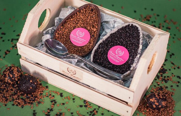 No Tacaruna, loja Dona Brigadeiro tem opções de ovos de Páscoa para compra online. (Foto: Tacaruna/Divulgação) No Tacaruna, loja Dona Brigadeiro tem opções de ovos de Páscoa para compra online. (Foto: Tacaruna/Divulgação)