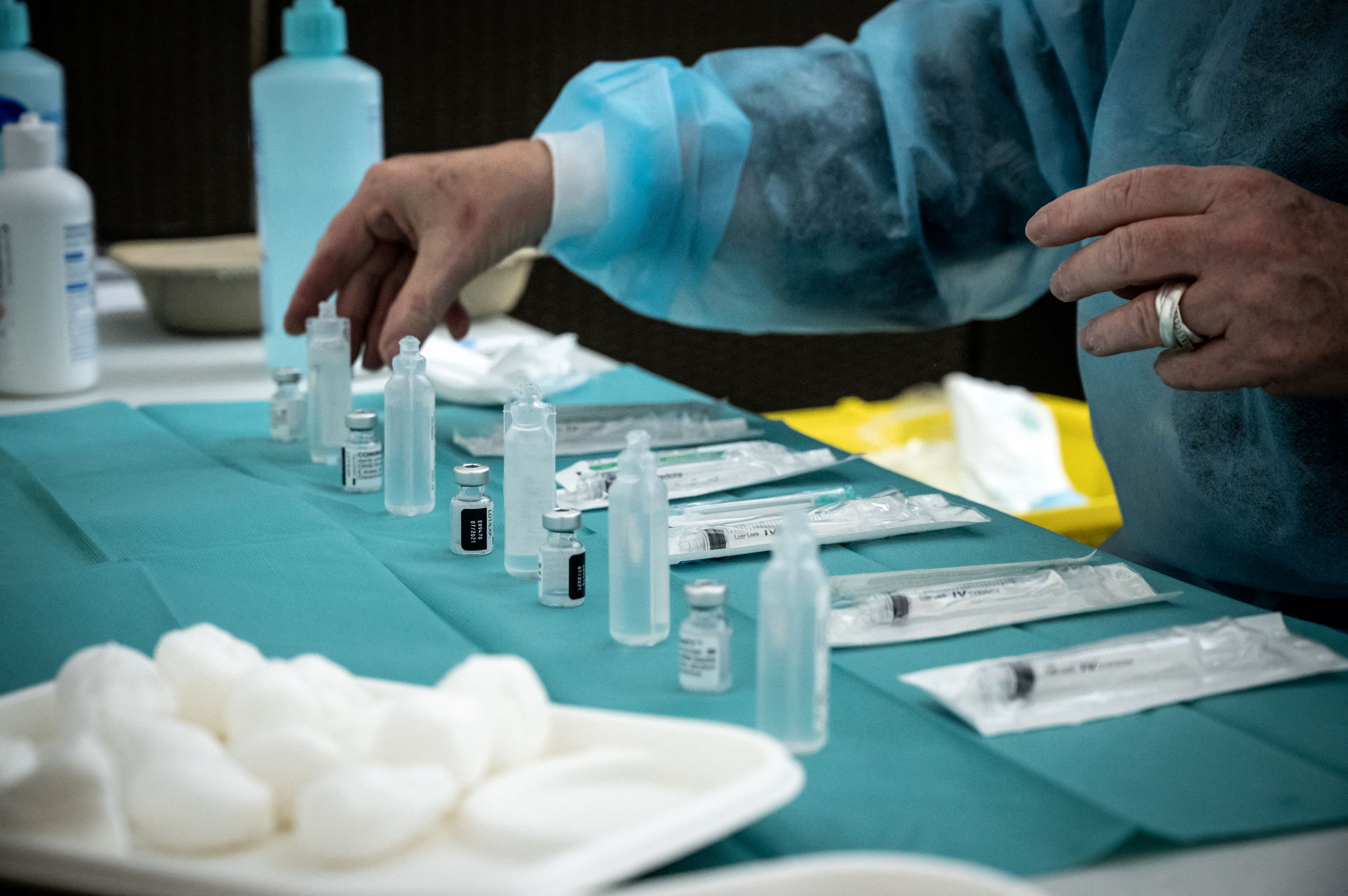 (Se pedido de autorização for concedido, testes devem começar em maio. Instituto de Pesquisa L2iP, que conduz estudo no Distrito Federal, suspendeu cadastro de voluntários após fake news. Foto: JEAN-PHILIPPE KSIAZEK / AFP) (Se pedido de autorização for concedido, testes devem começar em maio. Instituto de Pesquisa L2iP, que conduz estudo no Distrito Federal, suspendeu cadastro de voluntários após fake news. Foto: JEAN-PHILIPPE KSIAZEK / AFP)