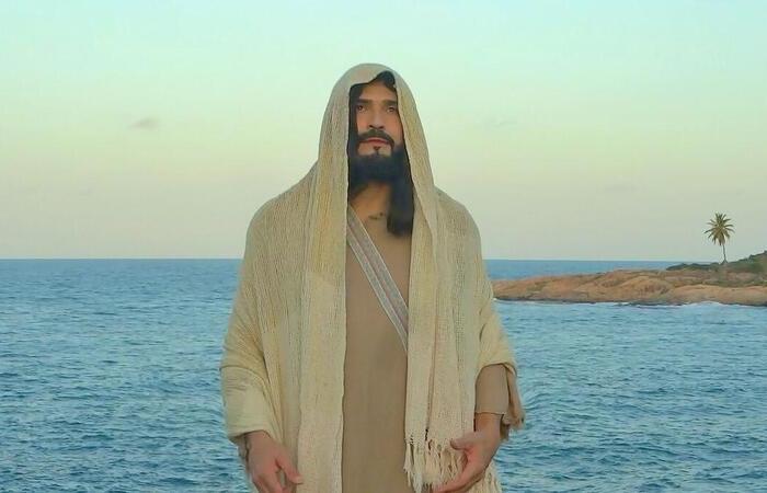 O projeto é realizado pelo ator Hemerson Moura, escolhido em 2017 para substituir José Pimentel no papel de Jesus na Paixão de Cristo do Recife (Foto: Divulgação) O projeto é realizado pelo ator Hemerson Moura, escolhido em 2017 para substituir José Pimentel no papel de Jesus na Paixão de Cristo do Recife (Foto: Divulgação)