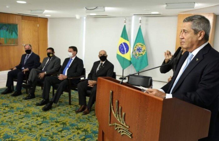 Empossado como ministro da Defesa nesta terça-feira (6/4), general garante que trabalho da pasta "não muda nada" com a sua chegada (crédito: Marcos Corrêa/PR) Empossado como ministro da Defesa nesta terça-feira (6/4), general garante que trabalho da pasta "não muda nada" com a sua chegada (crédito: Marcos Corrêa/PR)