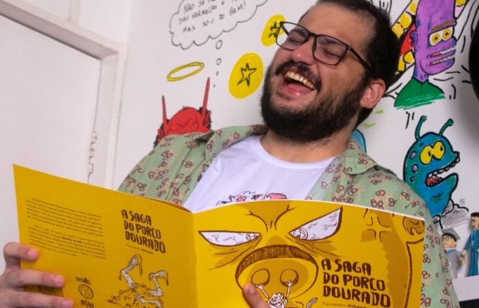 O artista desenvolveu o quadrinho nonsense durante seu mestrado em indstrias criativas para fugir do rigor acadmico (Foto: Thas Schio/ Divulgao)