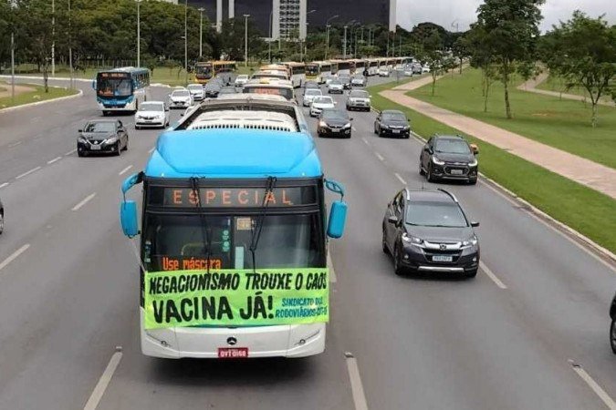  (O protesto ocorre na Esplanada dos Ministrios. Foto: Ed Alves/CB/DA Press)