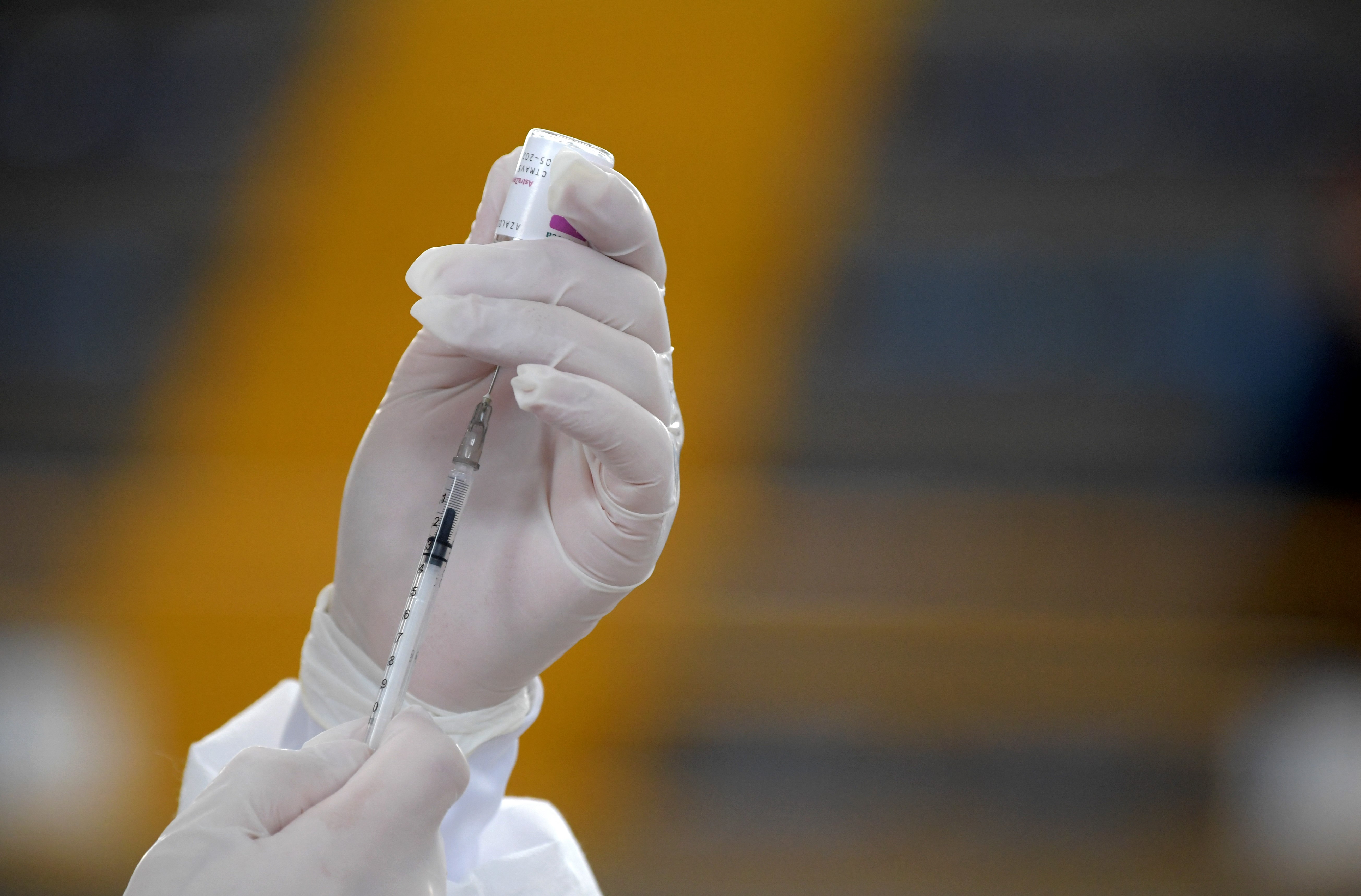 (De acordo com estudo realizado no Paquistão, a vacina CanSino tem efetividade de 74%. Foto: Raul ARBOLEDA / AFP) (De acordo com estudo realizado no Paquistão, a vacina CanSino tem efetividade de 74%. Foto: Raul ARBOLEDA / AFP)