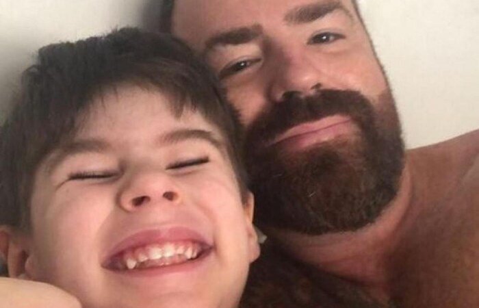 Mãe e padrasto da criança foram presos nesta quinta-feira, após mensagens de celular da babá do menino revelarem que mãe sabia das agressões (crédito: Instagram/ reprodução) Mãe e padrasto da criança foram presos nesta quinta-feira, após mensagens de celular da babá do menino revelarem que mãe sabia das agressões (crédito: Instagram/ reprodução)