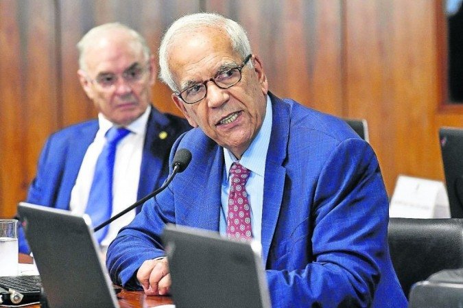 Proposta do senador Oriovisto Guimares  desengavetada depois de o ministro Lus Roberto Barroso, do STF, determinar  Presidncia do Senado a instalao da CPI que pretende apurar as aes e omisses do governo durante a pandemia de covid-19 (Foto: Jane de Arajo/Correio Braziliense)