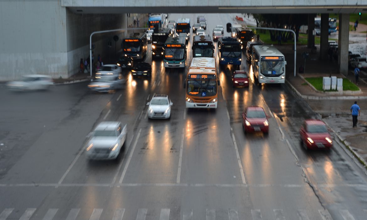 (Validade da CNH passa de cinco para dez anos. Foto: Marcello Casal Jr/Agência Brasil) (Validade da CNH passa de cinco para dez anos. Foto: Marcello Casal Jr/Agência Brasil)