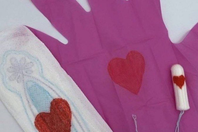 (O produto alemão que ajudaria no descarte discreto de absorventes íntimos foi considerado desnecessário, poluente e até sexista. Foto: Reprodução/Twitter) (O produto alemão que ajudaria no descarte discreto de absorventes íntimos foi considerado desnecessário, poluente e até sexista. Foto: Reprodução/Twitter)