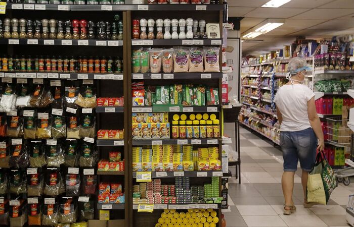 As perspectivas em relação à situação financeira das famílias nos próximos meses também se recuperaram. (Tânia Rêgo/Agência Brasil) As perspectivas em relação à situação financeira das famílias nos próximos meses também se recuperaram. (Tânia Rêgo/Agência Brasil)