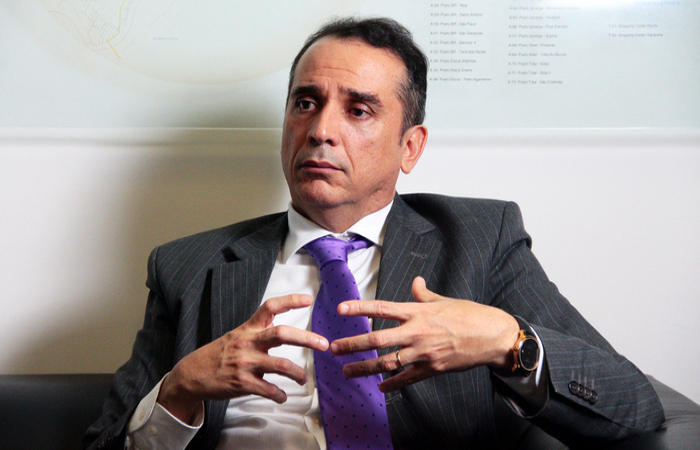 O secretário Décio Padilha explica que os valores podem ser pagos à vista ou parcelados em até 60 vezes, com descontos de até 90% em multas e juros (Foto: Julio Jacobina/Arquivo DP) O secretário Décio Padilha explica que os valores podem ser pagos à vista ou parcelados em até 60 vezes, com descontos de até 90% em multas e juros (Foto: Julio Jacobina/Arquivo DP)