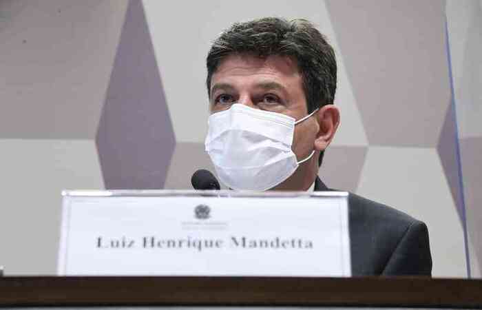 Na visão do ex-ministro da Saúde, o distanciamento entre os dois começou a ocorrer porque ele levava as notícias sobre os cenários futuros do Brasil
(foto: Edilson Rodrigues/Agência Senado
) Na visão do ex-ministro da Saúde, o distanciamento entre os dois começou a ocorrer porque ele levava as notícias sobre os cenários futuros do Brasil
(foto: Edilson Rodrigues/Agência Senado
)