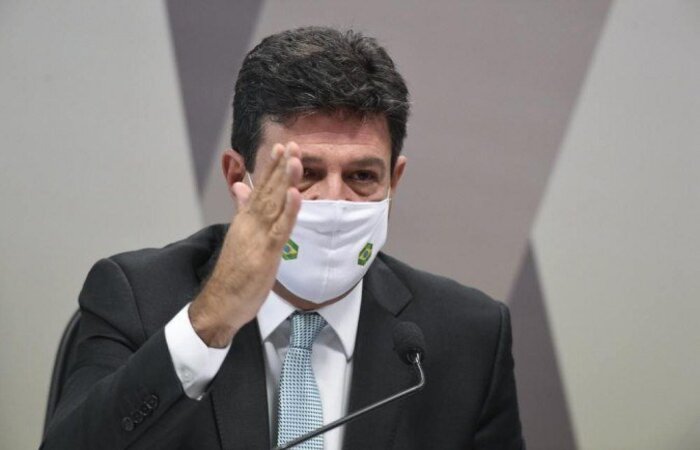 Ex-ministro da Saúde de Bolsonaro, o médico e integrante do DEM afirmou que tentou, no cargo, orientar o presidente, mas que não foi ouvido. E comparou sua relação com parlamentares com a do ex-ministro general Eduardo Pazuello
(crédito: Jefferson Rudy/Agência Senado
) Ex-ministro da Saúde de Bolsonaro, o médico e integrante do DEM afirmou que tentou, no cargo, orientar o presidente, mas que não foi ouvido. E comparou sua relação com parlamentares com a do ex-ministro general Eduardo Pazuello
(crédito: Jefferson Rudy/Agência Senado
)