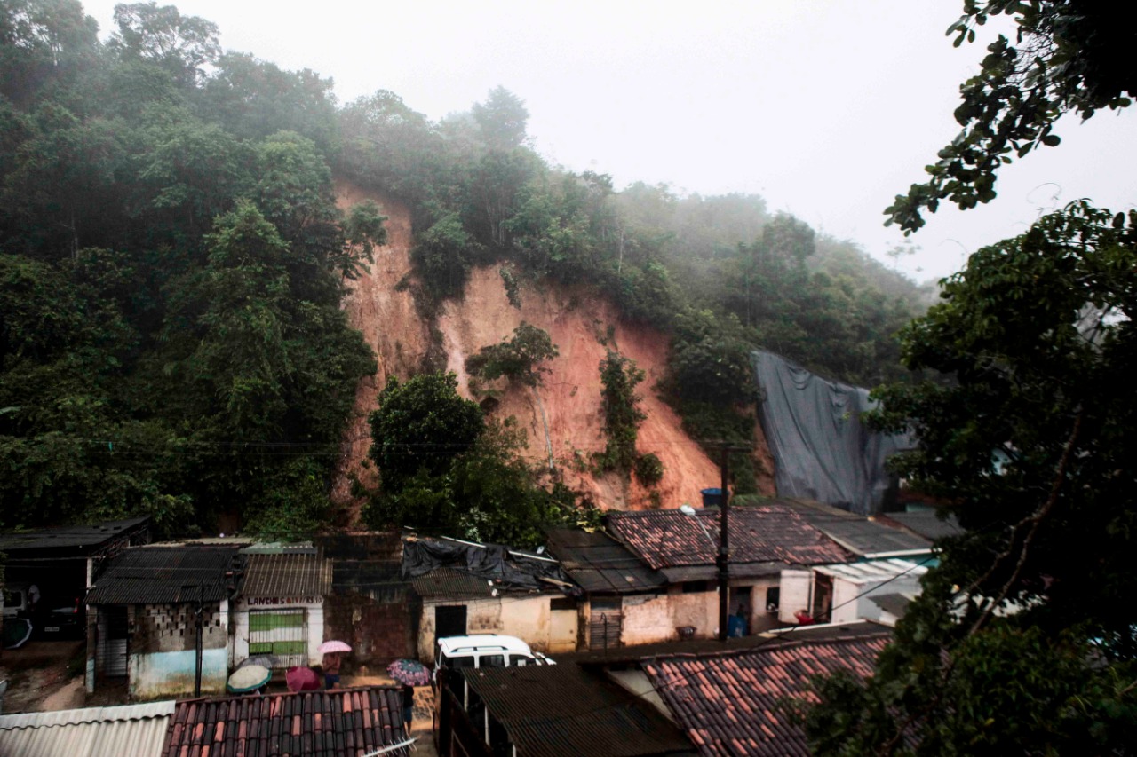 Codecipe informa quais pontos foram afetados com o acumulado de chuvas na  RMR nesta quinta | Local: Diario de Pernambuco