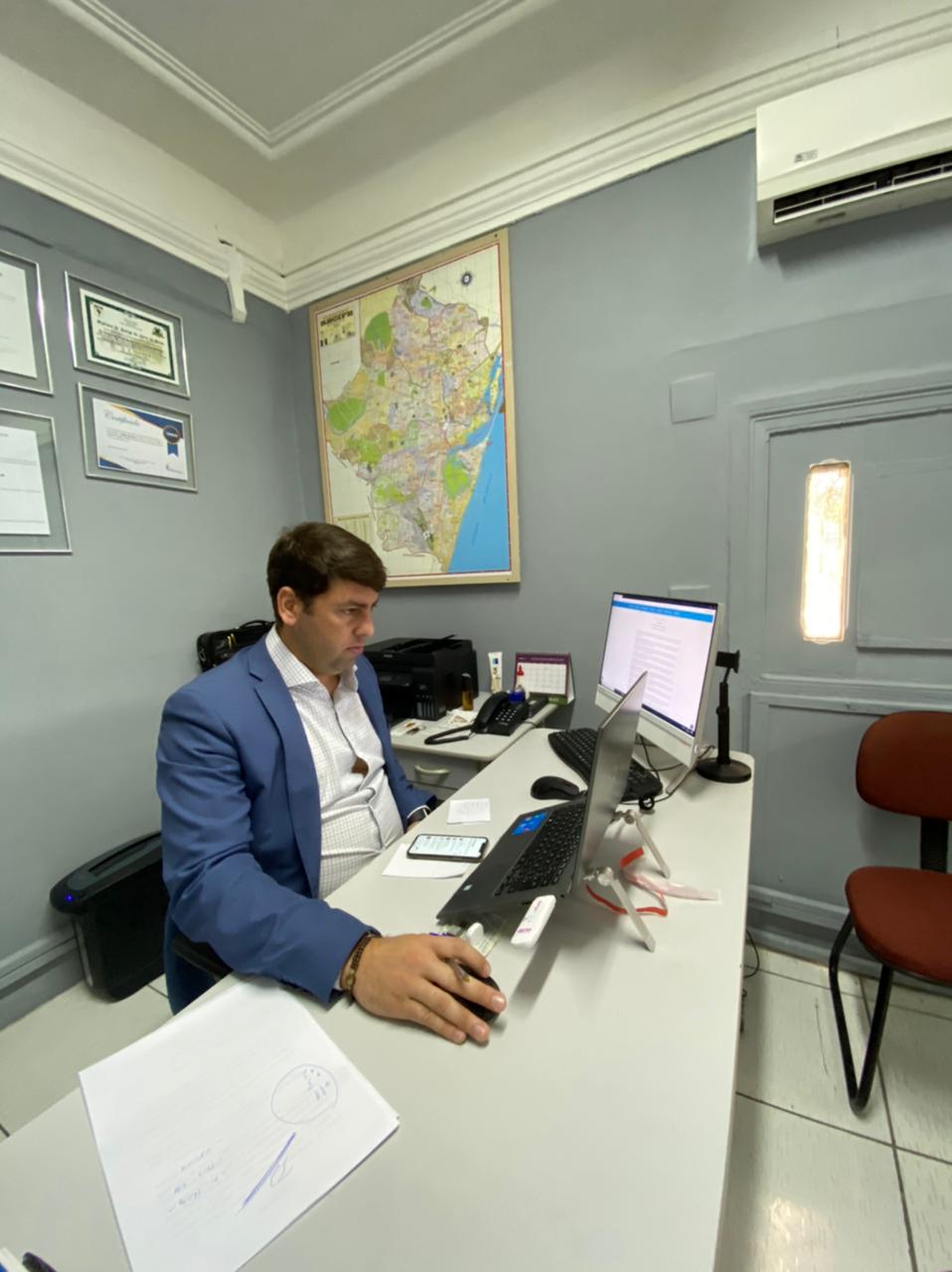 Para o líder do Governo, Samuel Salazar (MDB), projeto do Executivo vai garantir transparência e maior controle social os recursos para a Educação do município
(Divulgação) Para o líder do Governo, Samuel Salazar (MDB), projeto do Executivo vai garantir transparência e maior controle social os recursos para a Educação do município
(Divulgação)