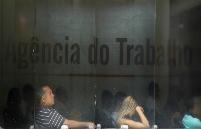 Em comparação com o último trimestre de 2020, o número de pernambucanos desempregados aumentou em 15,8%, saindo de 749 mil para 868 mil (Paulo Paiva/DP FOTO) Em comparação com o último trimestre de 2020, o número de pernambucanos desempregados aumentou em 15,8%, saindo de 749 mil para 868 mil (Paulo Paiva/DP FOTO)